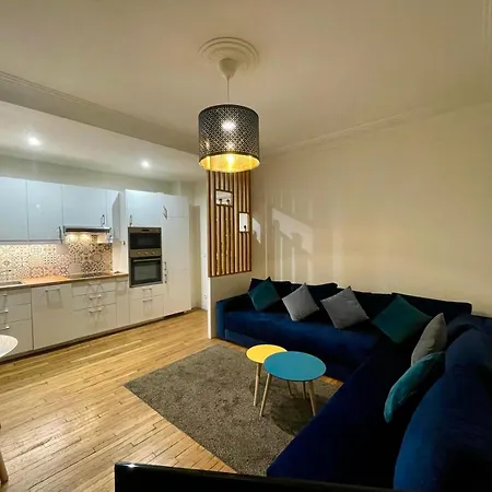 Apartment Porte De Versailles Olivier De Serre